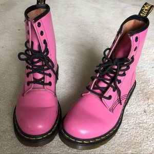 Dr. Martens pink women’s size 7 US